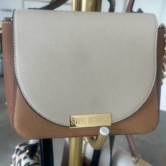 Steve Madden Tan and Cream Crossbody Bag - Picture 1 of 1